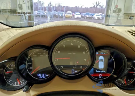 2013 Porsche Cayenne z USA, uszkodzony, nr VIN WP1AA2A28DLA04104